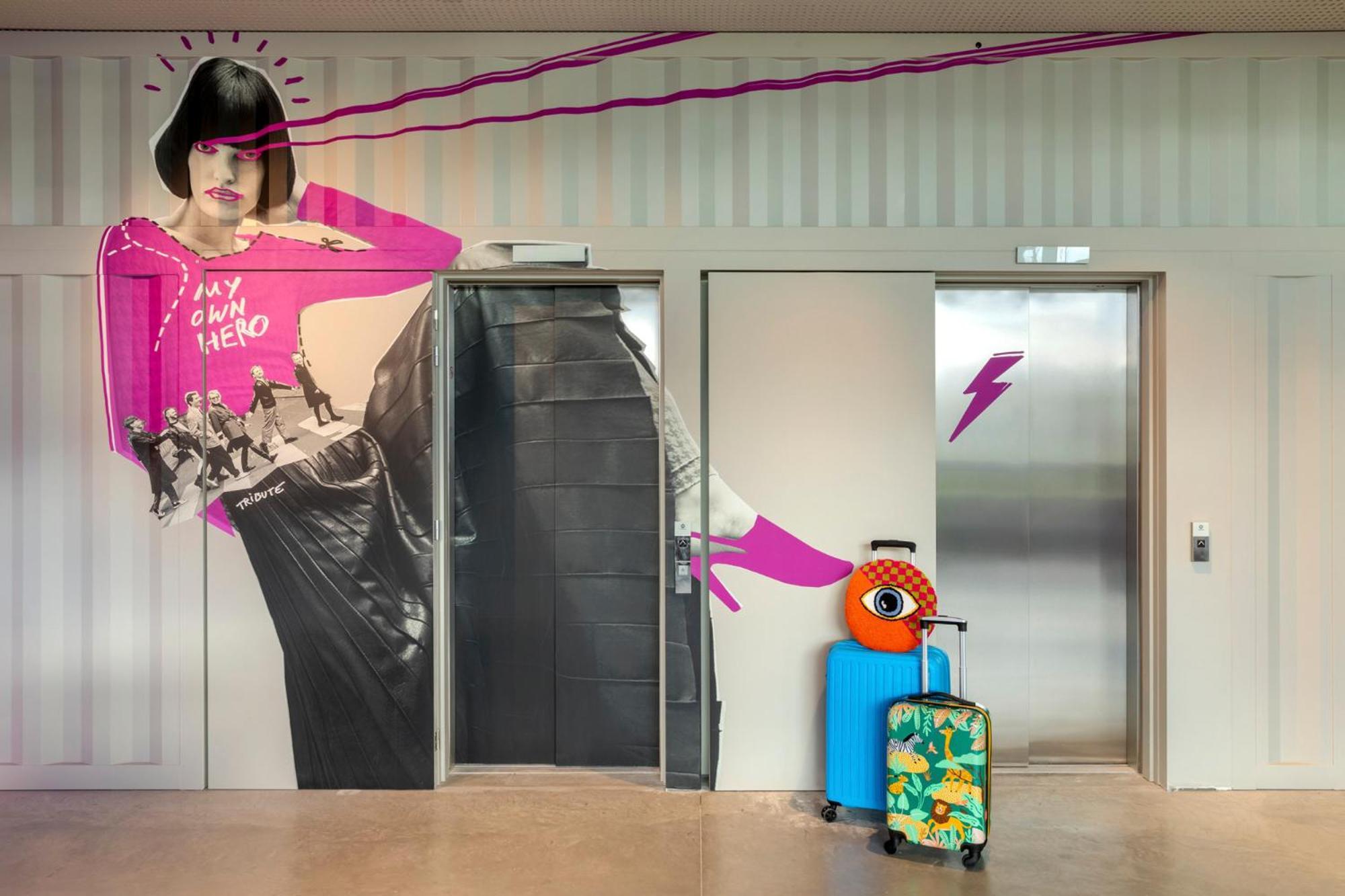Hotel Moxy Antverpy Exteriér fotografie